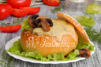 Рулет из кабачков с грибами и сыром - рецепт с фото
