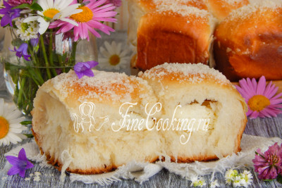  [    ](/recipe/drozhzhevye-bulochki-s-tvorogom),     