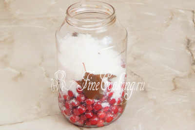 Ð¯Ð³Ð¾Ð´Ñ Ñ Ð�Ð¸ÑÑÑÑÐ¼Ð¸ Ð�Ð�ÑÑÐ¿Ð�Ð�Ð¼ 300 Ð³ÑÐ�Ð¼Ð¼Ð�Ð¼Ð¸ ÑÐ�ÑÐ�ÑÐ½Ð¾Ð³Ð¾ Ð¿Ð�ÑÐºÐ�