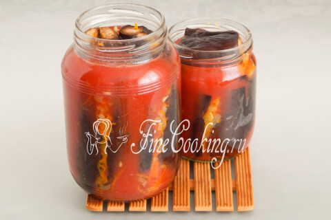 Баклажаны, фаршированные овощами, на зиму. Шаг 16