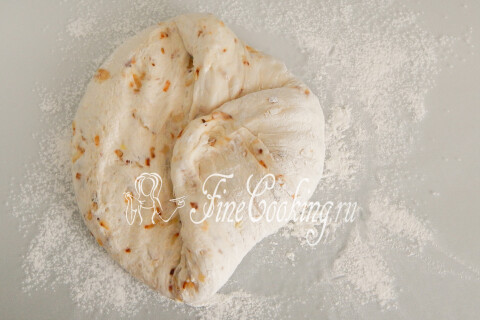 Белый хлеб с луком в духовке в домашних условиях. Шаг 15