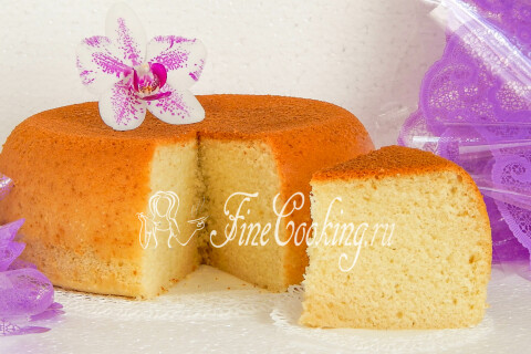Готовое блюдо: Бисквит на горячем молоке в мультиварке