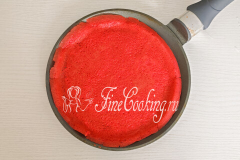 Блинный торт Роза со сливочным кремом. Шаг 12