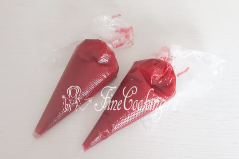 Домашний шоколадный торт со сливочным кремом и ягодами. Шаг 19