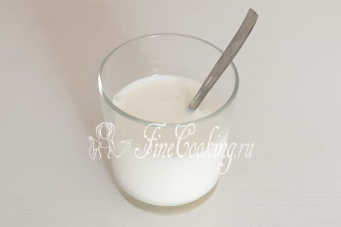 Домашний шоколадный торт со сливочным кремом и ягодами. Шаг 21