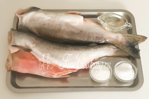 Как вкусно засолить горбушу в домашних условиях (засолка горбуши). Шаг 1