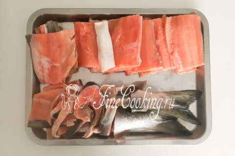 Как вкусно засолить горбушу в домашних условиях (засолка горбуши). Шаг 4