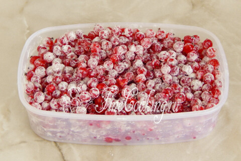 Кекс с красной смородиной. Шаг 7