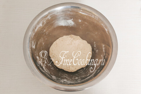 Слоеные лепешки с зеленым луком на сковороде (постные). Шаг 6