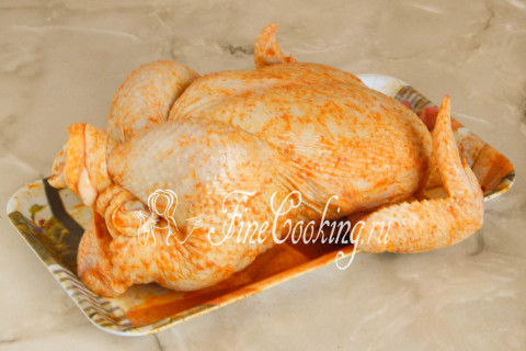 Курица запеченная в духовке целиком с картофелем