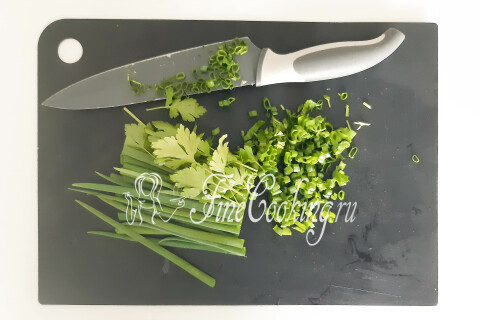 Лодочки из кабачков с курицей, грибами и сыром в духовке. Шаг 8