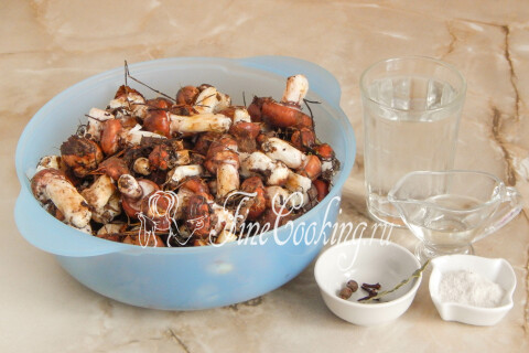 Маринованные маслята на зиму. Шаг 1