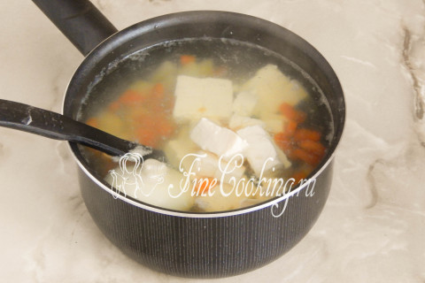Овощной суп с плавленым сыром. Шаг 5