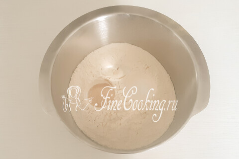 Пасхальный кулич со сгущенкой и изюмом. Шаг 2