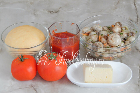 Пицца с маринованными шампиньонами. Шаг 1