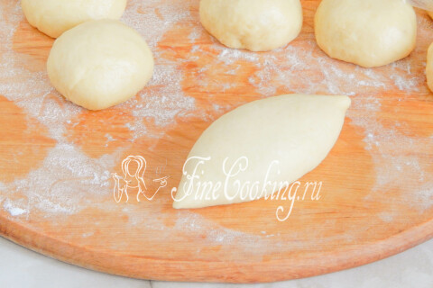 Пирожки с мясом в духовке. Шаг 15