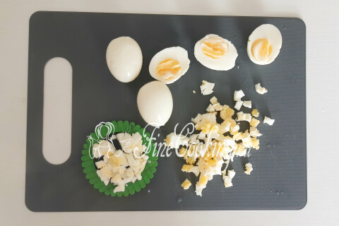 Пирожки с яйцом и зеленым луком в духовке. Шаг 11