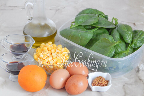Салат из шпината с кукурузой. Шаг 1