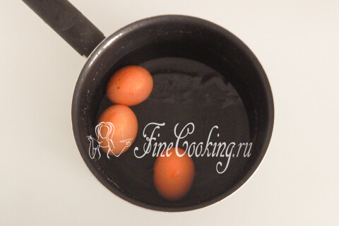 Салат с языком, фасолью и огурцом. Шаг 4