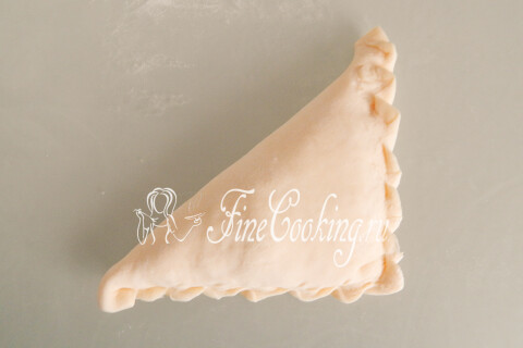 Слойки со щавелем из слоеного теста. Шаг 10