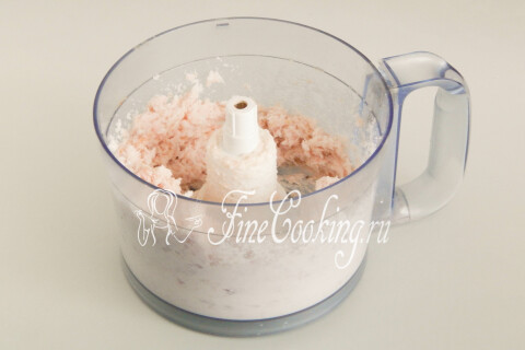Соленое сало (шпик) с чесноком и зеленью. Шаг 5