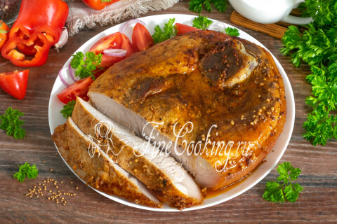 Готовое блюдо: Свинина, запеченная в духовке, целым куском