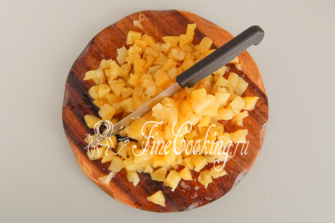 Торт Мимоза (бисквитный с заварным кремом и ананасами). Шаг 30
