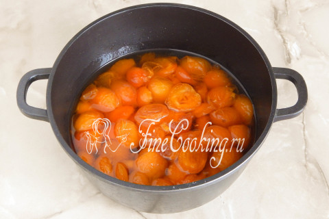 Варенье из абрикосов с орехами на зиму. Шаг 10