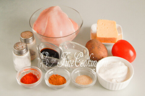 Запеканка из картофеля с курицей, помидорами и сыром. Шаг 1