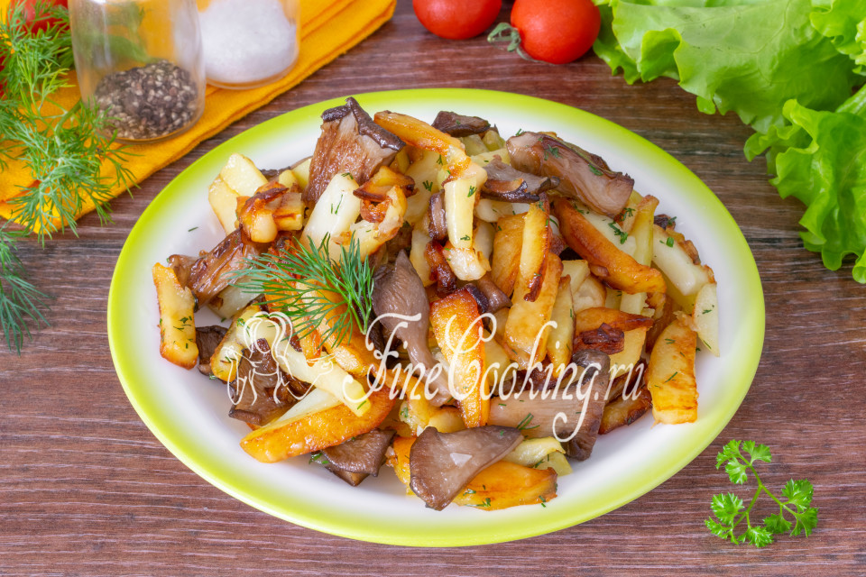 Жареная картошка с мясом на сковороде - быстрый рецепт с пошаговыми фото